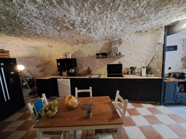 MAISON SEMI TROGLODYTE  125 M²