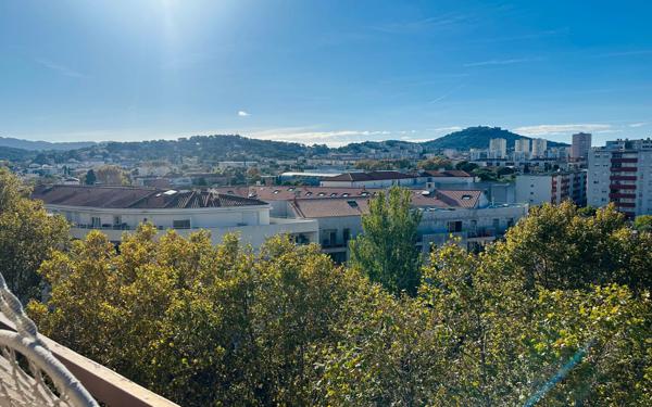 Appartement à vendre    3 pièces • 71,05 m2 La Seyne-sur-Mer