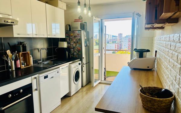 Appartement à vendre    3 pièces • 71,05 m2 La Seyne-sur-Mer