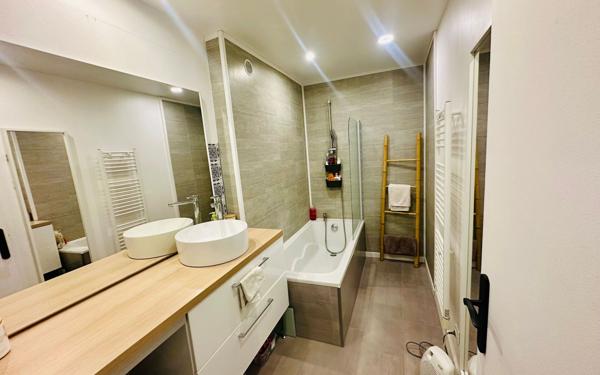 Appartement à vendre    3 pièces • 71,05 m2 La Seyne-sur-Mer