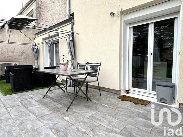 Maison 3 pièces de 80 m² à Saint-Pierre-lès-Nemours (77140)