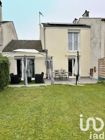 Maison 3 pièces de 80 m² à Saint-Pierre-lès-Nemours (77140)