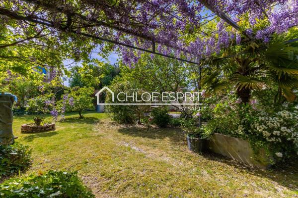 MEULIÈRE 7 pièces, 140m² en CENTRE-VILLE
