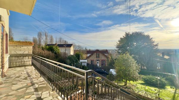 MAISON 7 PIÈCES 133 M² À ATHIS-MONS, GRAND JARDIN ET FORT POTENTIEL