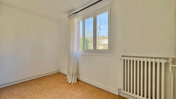 MAISON 7 PIÈCES 133 M² À ATHIS-MONS, GRAND JARDIN ET FORT POTENTIEL