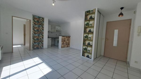 Appartement Arles 2 pieces 38 m2 Quartier Semestre