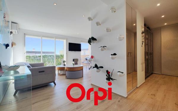 Appartement à vendre    3 pièces • 56 m2 Bandol