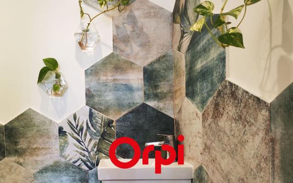 Appartement à vendre    3 pièces • 56 m2 Bandol