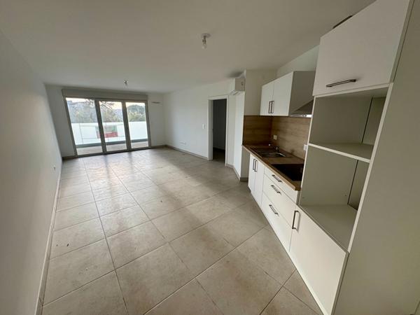 Appartement Nimes 4 pièce(s) 96.50 m2
