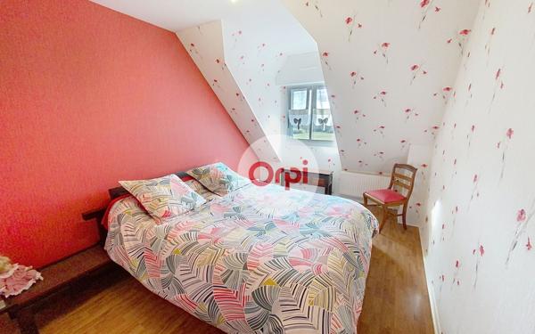 Maison à vendre    5 pièces •  Theix