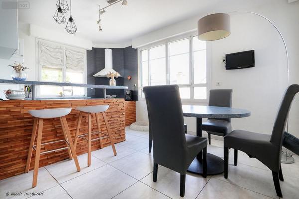 Maison à vendre à Montfort-sur-Meu en Ille-et-Vilaine (35160), ref : 048-V824M