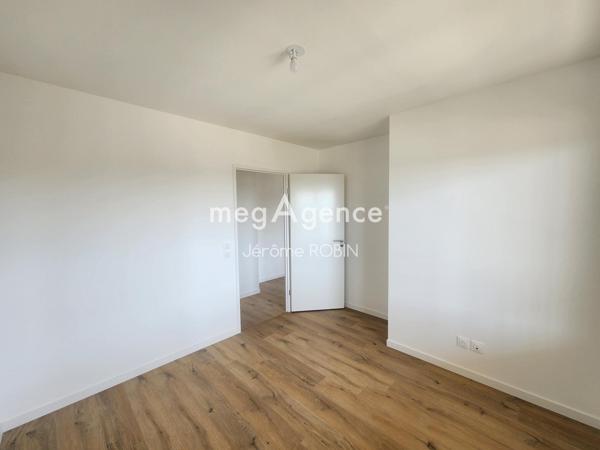 Appartement à BORDEAUX, 33800 - 4 pièces 93m²