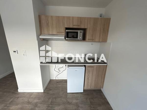 Location Studio 25.25 m² - 9 RUE DU CONDORCET Clermont-ferrand 63100