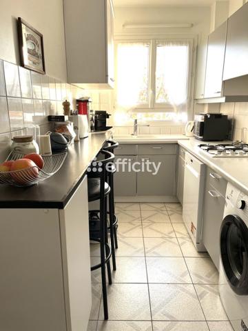 Appartement 3 pièces - 82 m² Exclusivité efficity