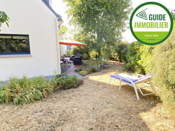 SOUS COMPROMIS DE VENTE. MAISON SUR SOUS-SOL TOTAL AU CENTRE-VILLE DE GUIDEL.