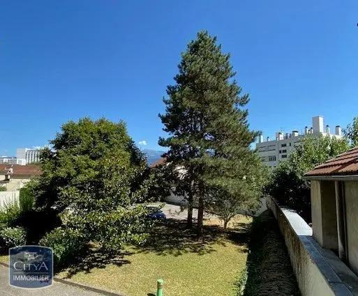 Appartement à louer 3 pièces 76.92m² Grenoble (38000)