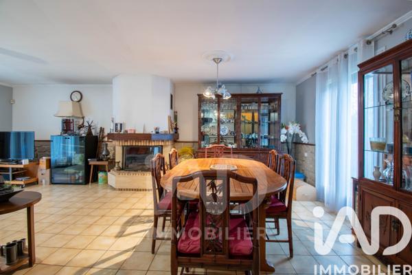 Maison à vendre 5 pièces 109 m² Épône