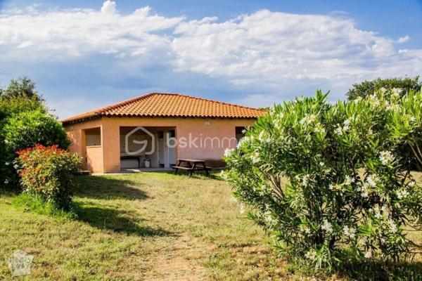 Terrain commercial de 26 593 m²