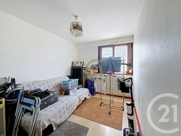 Appartement F3 à vendre  3 pièces - 66,96 m 2   HERICOURT  - 70