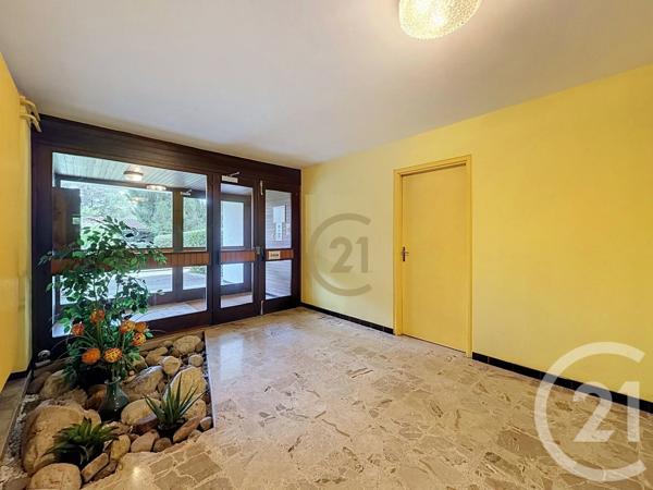 Appartement F3 à vendre  3 pièces - 66,96 m 2   HERICOURT  - 70