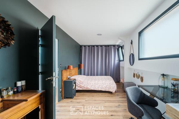 Maison contemporaine avec espace bien-être, patio et piscine à Buxerolles