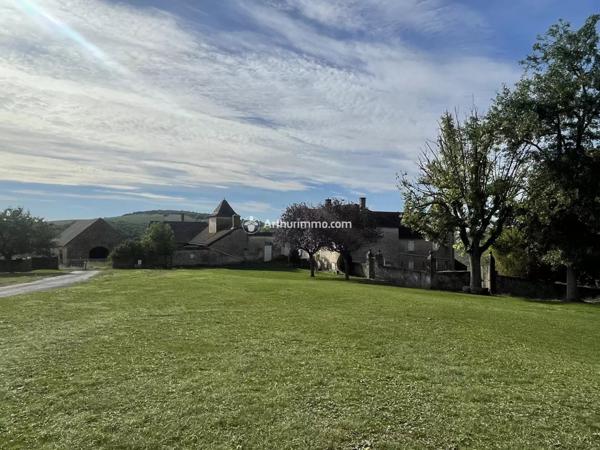 Vente Propriété 15 pièces 340 m2 à Millau