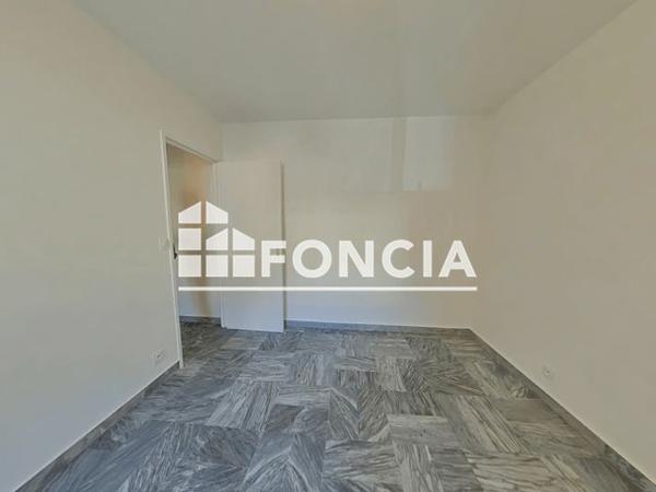 Location Appartement 3 pièces 76.33 m² - 180 AVENUE DES FERRAYONNES Villeneuve Loubet 06270