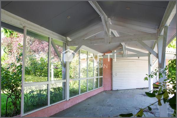 Maison de 160 m² 4 chambres sur grand terrain arboré à Mérignac