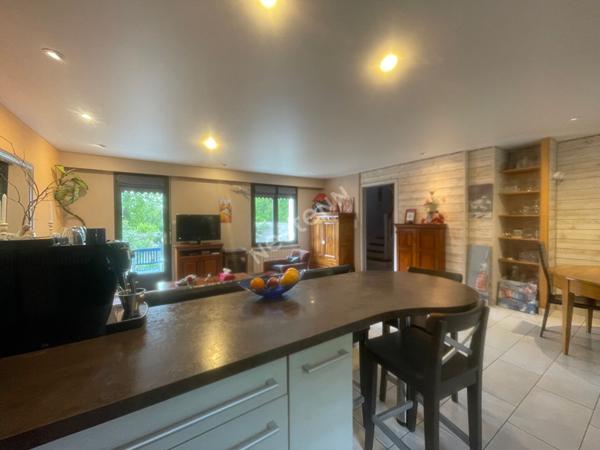 Maison de 7 pieces a La Chapelle Caro (56460)