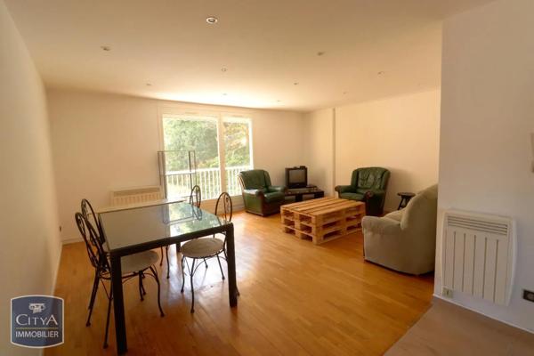 Appartement à louer 5 pièces 102.46m² Saint-Étienne (42000)