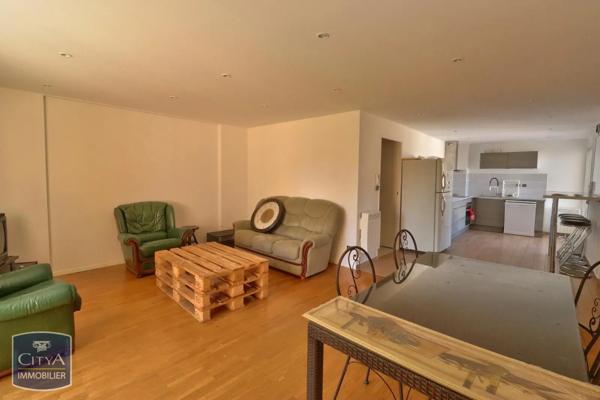 Appartement à louer 5 pièces 102.46m² Saint-Étienne (42000)