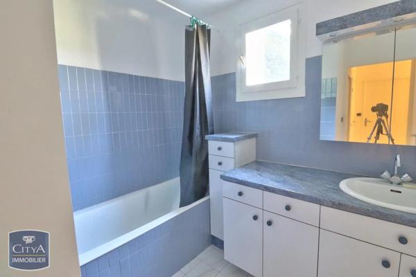 Appartement à louer 5 pièces 102.46m² Saint-Étienne (42000)