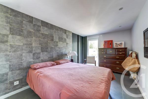 Maison à vendre  6 pièces - 175 m 2   CHAMPAGNE AU MONT D OR  - 69