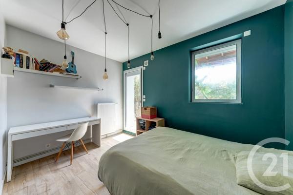 Maison à vendre  6 pièces - 175 m 2   CHAMPAGNE AU MONT D OR  - 69