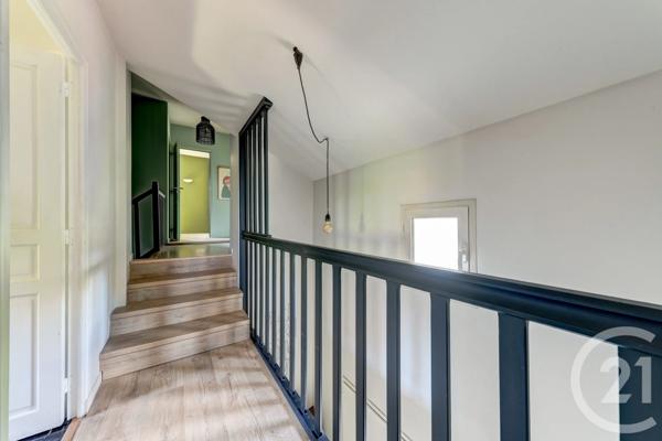 Maison à vendre  6 pièces - 175 m 2   CHAMPAGNE AU MONT D OR  - 69