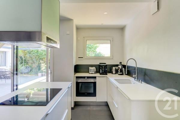 Maison à vendre  6 pièces - 175 m 2   CHAMPAGNE AU MONT D OR  - 69