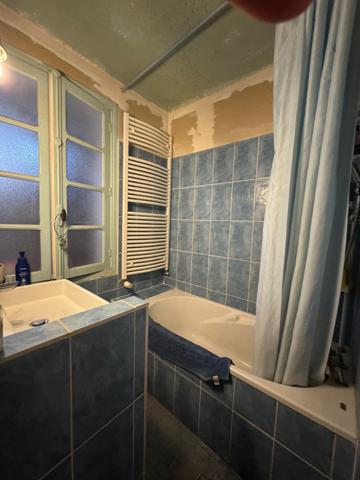 Maison à Oloron Sainte Marie avec jardin & garage