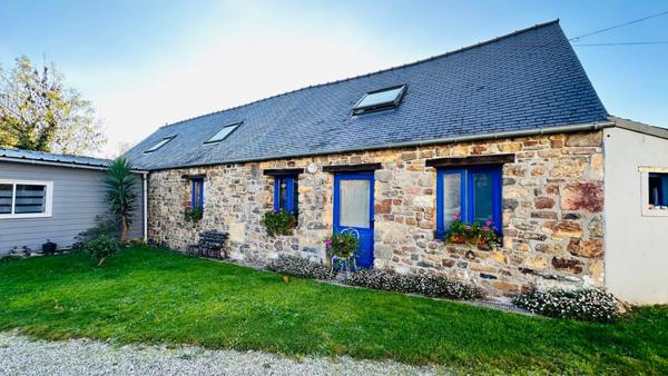 LANVÉOC – Ensemble de gîtes de charme, rénové avec goût, entre campagne et mer