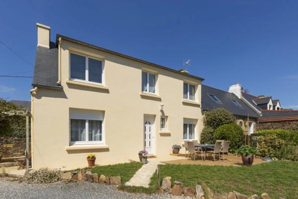 LANVÉOC – Ensemble de gîtes de charme, rénové avec goût, entre campagne et mer