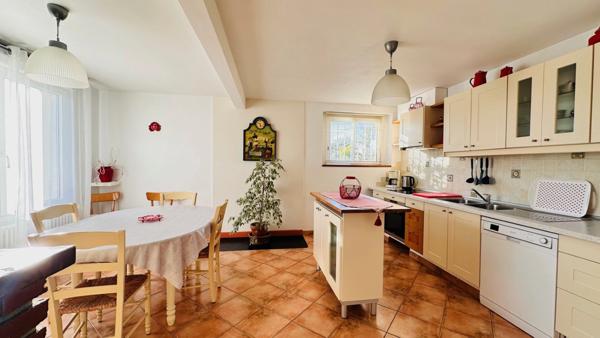 LANVÉOC – Ensemble de gîtes de charme, rénové avec goût, entre campagne et mer