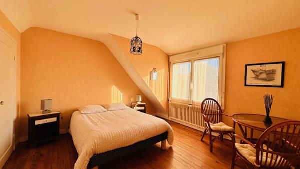 LANVÉOC – Ensemble de gîtes de charme, rénové avec goût, entre campagne et mer