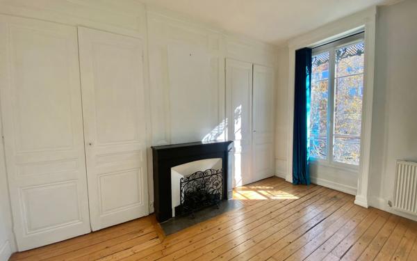 Appartement à louer    2 pièces •  Lyon 2