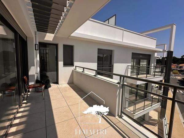 Appartement neuf toit terrasse sur la Palmyre