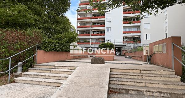 Location Appartement 3 pièces 65.43 m² - Villeurbanne 69100