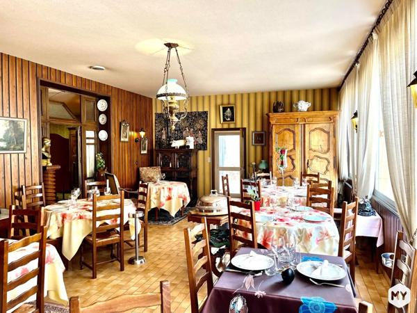 Commercial • Vente • 300m2 • Manzat 152 500 € FAI