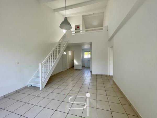 Maison 3 pièce(s) 2 chambre(s) 85 m²