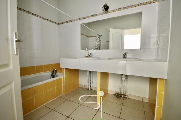 Maison 3 pièce(s) 2 chambre(s) 85 m²