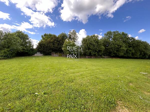 79400 AZAY LE BRULE Terrain Azay Le Brule 1000 m2
