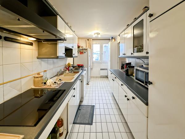 Appartement duplex 5 pièce(s) en centre-ville