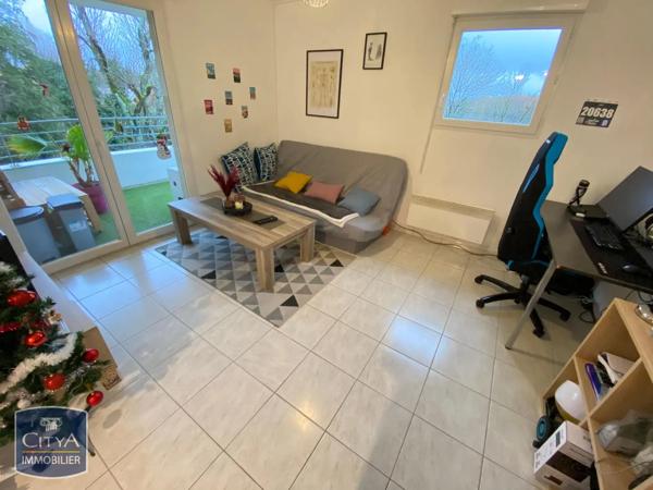Appartement à louer 2 pièces 40.49m² Saint-Michel (16470)